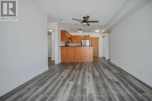 405 - 8 Harris Street, Cambridge, ON - Indoor Photo Showing Kitchen