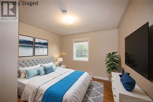 18 Courtney Street, Douglas, NB - Indoor Photo Showing Bedroom