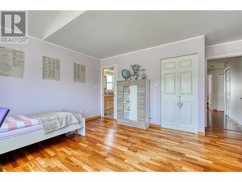 12007 Trayler Place, Summerland, BC - Indoor Photo Showing Bedroom