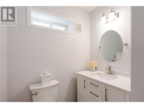 1431 Menu Road, West Kelowna, BC - Indoor Photo Showing Bathroom