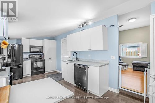 297 Celina Street, Oshawa (Central), ON - Indoor Photo Showing Kitchen