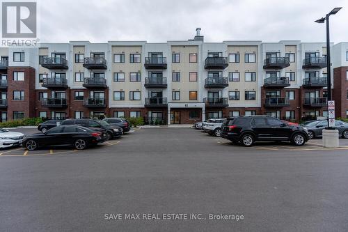 113 - 62 Sky Harbour Drive E, Brampton, ON - Outdoor With Facade