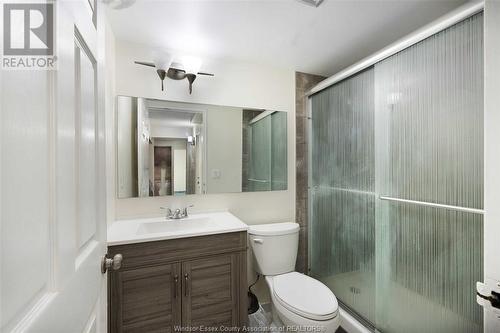 150 Park Street Unit# 3007, Windsor, ON - Indoor Photo Showing Bathroom