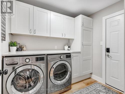 65 Dunrobin Drive, Haldimand, ON - Indoor Photo Showing Laundry Room