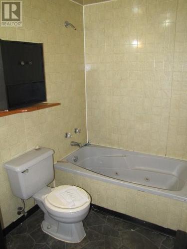 47 Water Street, Corner Brook, NL - Indoor Photo Showing Bathroom