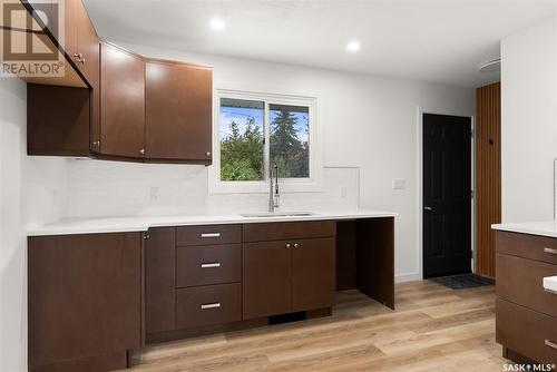 259 Broad Street N, Regina, SK - Indoor Photo Showing Kitchen