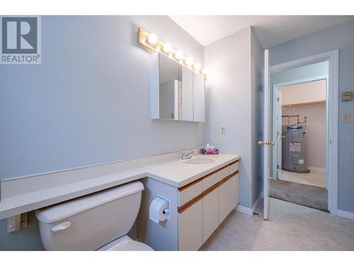 250 Scott Avenue Unit# 104, Penticton, BC - Indoor Photo Showing Bathroom