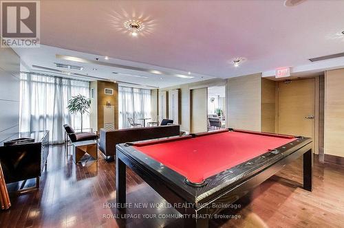 1910 - 21 Carlton Street, Toronto, ON - Indoor Photo Showing Other Room