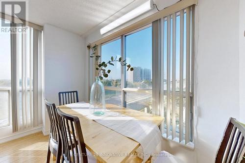 410 - 2550 Lawrence Avenue E, Toronto, ON - Indoor Photo Showing Dining Room