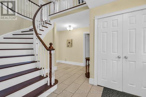 9 Tower Court, Bradford West Gwillimbury, ON - Indoor Photo Showing Other Room