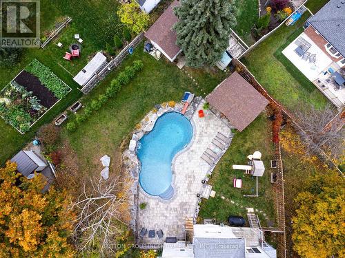 9 Tower Court, Bradford West Gwillimbury, ON - Outdoor With In Ground Pool With View