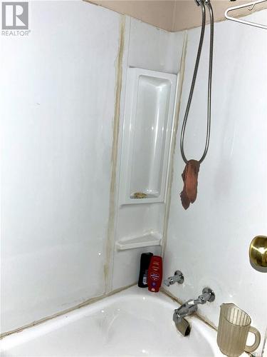 760 Garnet Street, Regina, SK - Indoor Photo Showing Bathroom