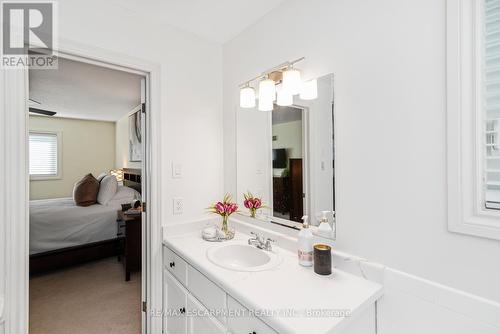 88 Gatestone Drive, Hamilton, ON - Indoor Photo Showing Bathroom