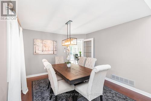 88 Gatestone Drive, Hamilton, ON - Indoor Photo Showing Dining Room