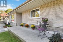 Cute front porch to sit and watch the world go by - 