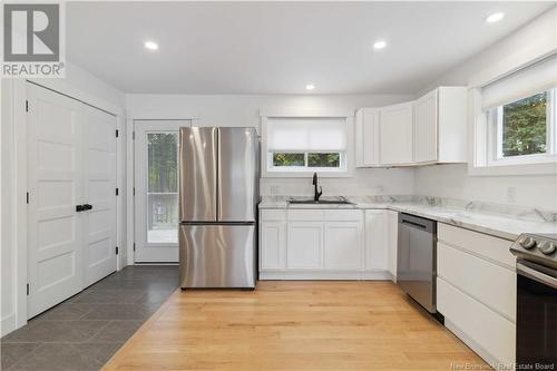 188-190 Tilley Drive, Fredericton, NB - Indoor Photo Showing Kitchen