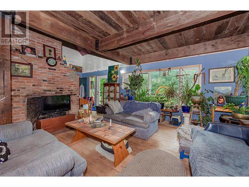 2377 Enderby Mabel Lake Road, Enderby, BC - Indoor Photo Showing Living Room With Fireplace