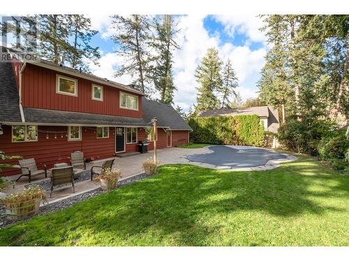 4531 Raymer Road, Kelowna, BC - Outdoor