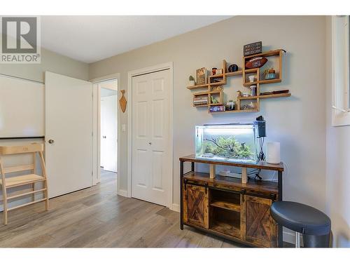 4531 Raymer Road, Kelowna, BC - Indoor Photo Showing Other Room