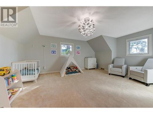 4531 Raymer Road, Kelowna, BC - Indoor Photo Showing Bedroom