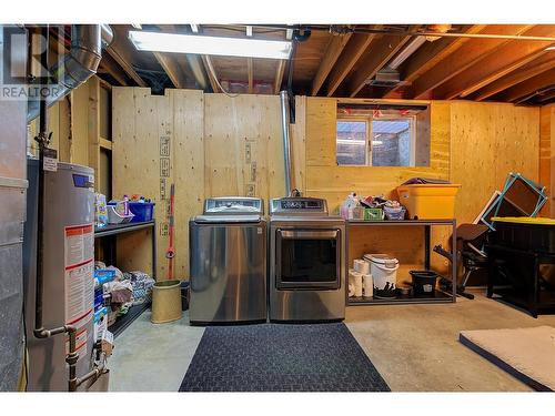 4531 Raymer Road, Kelowna, BC - Indoor