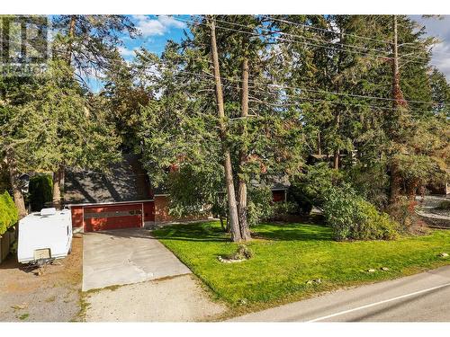 4531 Raymer Road, Kelowna, BC - Outdoor