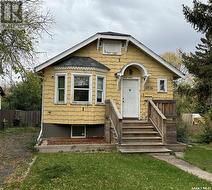 1016 Garnet STREET  Regina, SK S4T 2X6