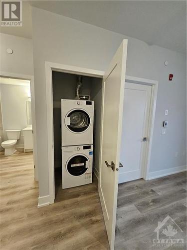 397 Codd'S Road Unit#217, Ottawa, ON - Indoor Photo Showing Laundry Room