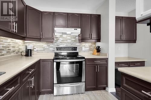 15 - 1921 Father Dalton Avenue, London, ON - Indoor Photo Showing Kitchen