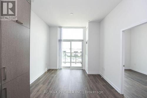 311 - 60 Honeycrisp Crescent, Vaughan, ON - Indoor Photo Showing Other Room