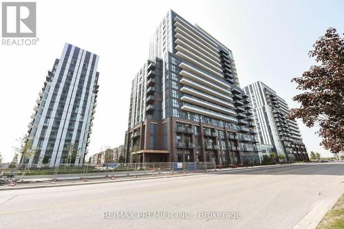 311 - 60 Honeycrisp Crescent, Vaughan, ON - Outdoor With Facade