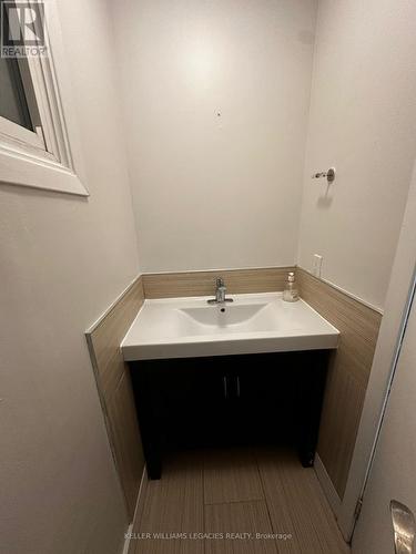 73 Enmount Drive, Brampton, ON - Indoor Photo Showing Bathroom