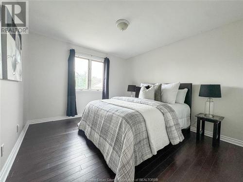 979 Erie Avenue West, Kingsville, ON - Indoor Photo Showing Bedroom