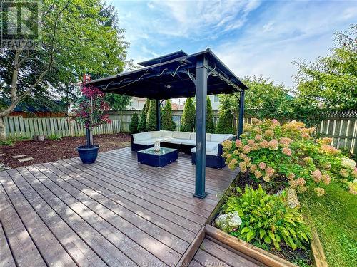 979 Erie Avenue West, Kingsville, ON - Outdoor With Deck Patio Veranda