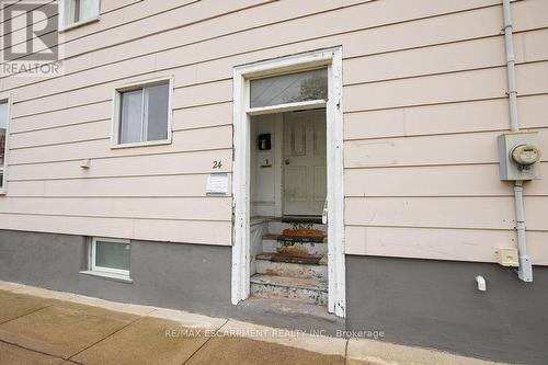 24 Duke Street, Brantford, ON - Outdoor With Exterior