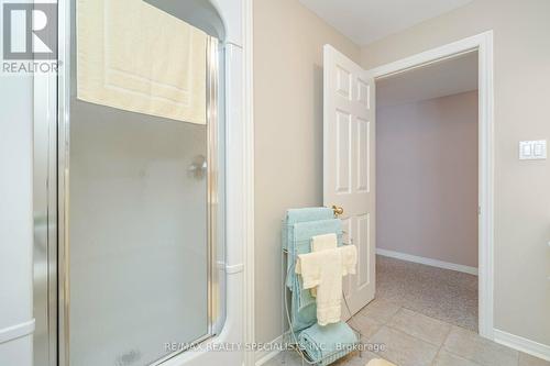 3366 Edgewood Crescent, Lincoln, ON - Indoor Photo Showing Bathroom