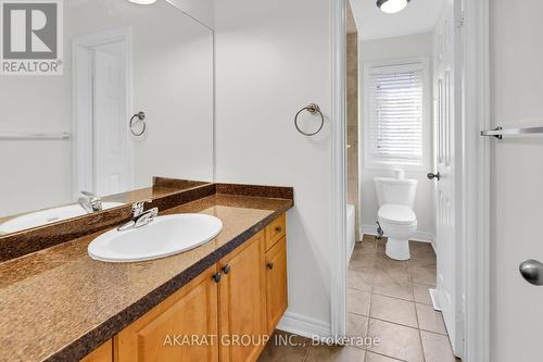 4214 Amaletta Crescent, Burlington, ON - Indoor Photo Showing Bathroom