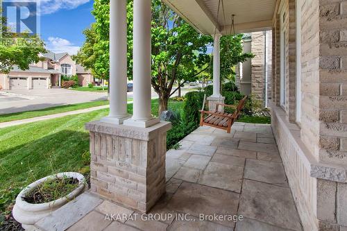 4214 Amaletta Crescent, Burlington, ON - Outdoor