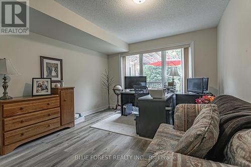 77 Woodvale Drive, Thames Centre (Dorchester), ON - Indoor Photo Showing Other Room