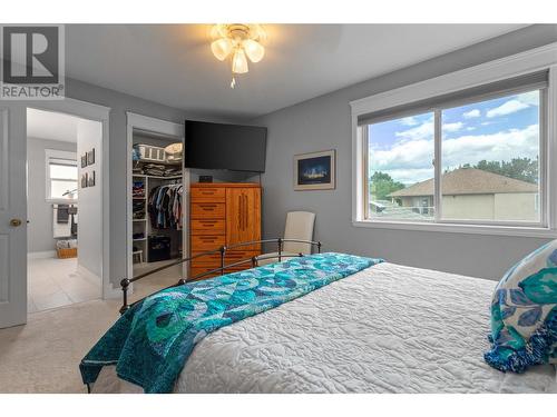 307 Sumac Road E, Kelowna, BC - Indoor Photo Showing Bedroom