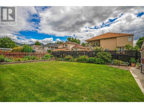 307 Sumac Road E, Kelowna, BC - Outdoor