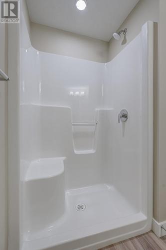 5620 51St Street Unit# 304, Osoyoos, BC - Indoor Photo Showing Bathroom