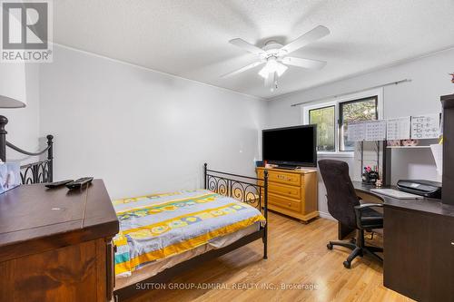 63 Scarlett Line, Oro-Medonte, ON - Indoor Photo Showing Other Room