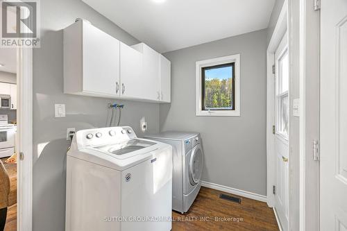 63 Scarlett Line, Oro-Medonte, ON - Indoor Photo Showing Laundry Room