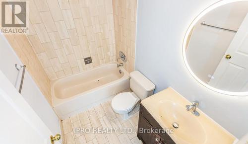 1202 - 265 Enfield Place S, Mississauga, ON - Indoor Photo Showing Bathroom