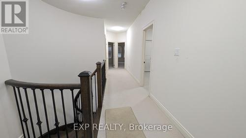 Upper - 10 Goderich Drive, Brampton, ON - Indoor Photo Showing Other Room