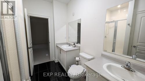 Upper - 10 Goderich Drive, Brampton, ON - Indoor Photo Showing Bathroom