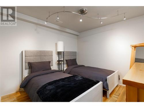 4760 Crighton Road, Kelowna, BC - Indoor Photo Showing Bedroom