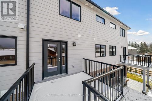 #2 - 182 Bridge Crescent, Minto, ON - Outdoor With Exterior