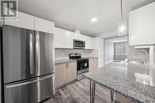 #4 - 182 Bridge Crescent, Minto, ON - Indoor Photo Showing Kitchen With Upgraded Kitchen